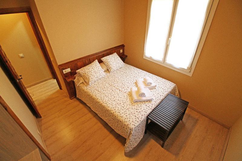 Snoe Apartamentos Mont Romies Plaza 萨拉尔杜 外观 照片